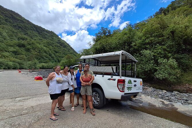 4x4 Safari HEREAKIMANU Tour in the Heart of Tahiti - Price and value: $143.27 for 4x4 access and real-time guidance
