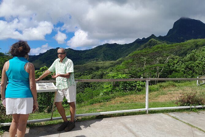 4x4 Tour – Culture, Crafts and Agritourism in Raiatea - Guide power: how Hubert and Tau make the tour feel personal