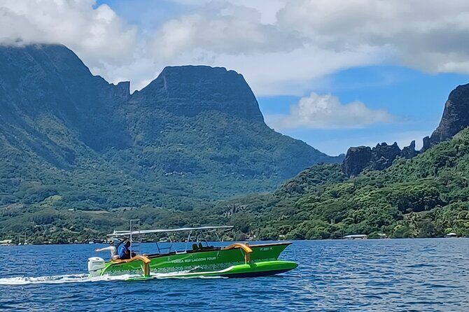 Activity/Excursion Lagoon Tour to Moorea by Canoe 6 hours - Snorkeling-style lagoon pauses for rays, blacktip sharks, and local legends
