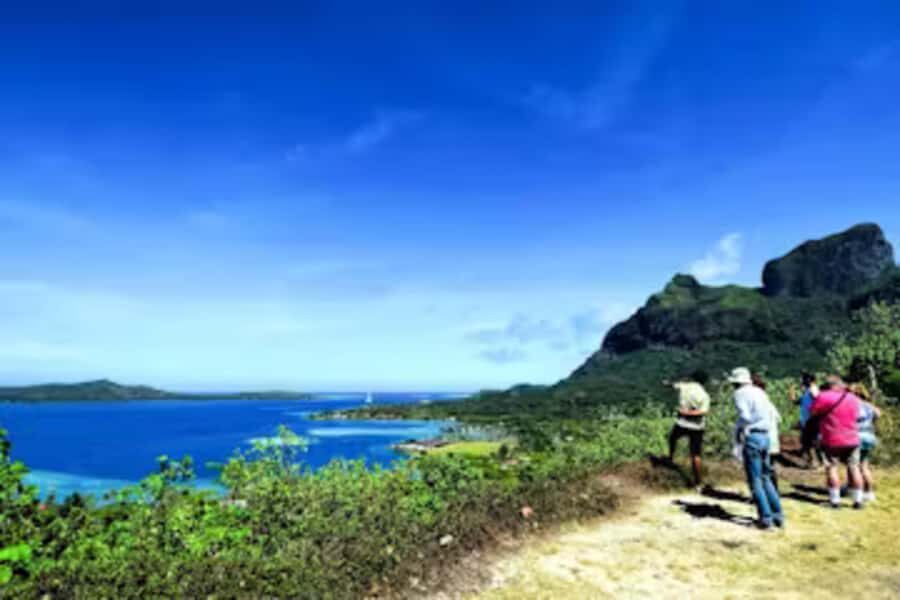 Bora Bora: 4WD History & Culture Tour - Bora Bora by 4x4: why 3 hours feels like more