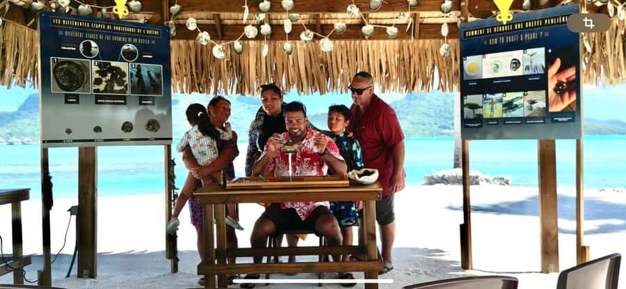 Bora Bora: Discovering the Tahitian black pearl ! - Under the fare pote’e: the Tahitian black pearl story, explained in plain terms