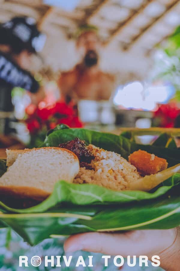 Bora Bora: Full day Lagoon Safari & Lunch on a Motu - ST - Motu time: the picnic lunch and coconut moments