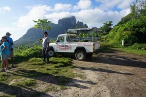 Bora Bora: Half Day Island 4WD Guided Tour - East Matira Lookout: The Lagoon View That Changes the Color