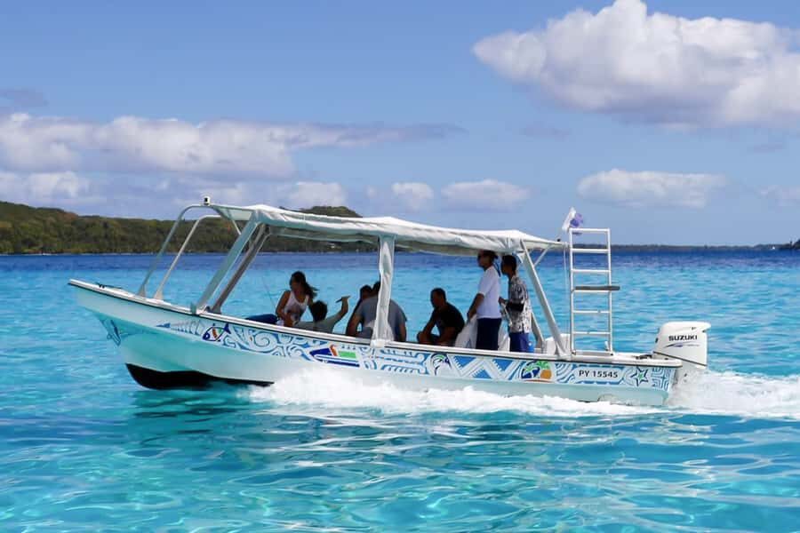 Bora Bora: Jet Ski, Lunch & Shark/ Ray Safari - Lunch at Bloody Mary’s: a break that matches the setting