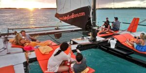 Bora Bora: Sunset Catamaran Cruise with Snacks and Drinks - What You’ll See: Lagoon Color Changes and Mountain Drama