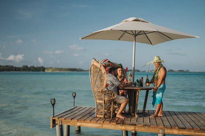 Day on a private island in Bora Bora - alone in the world - Beyond the basic day: photos and a traditional Polynesian wedding