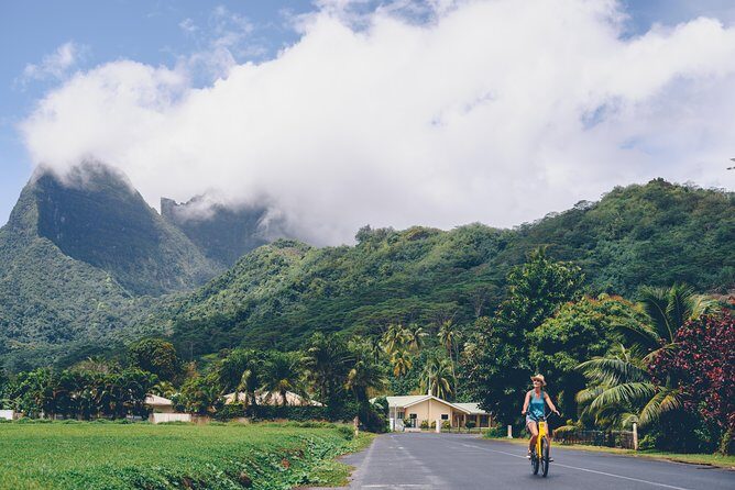 E-Bike Moorea Electric Bike Rental Moorea - The 100-Mile Charge: How to Pace Your E-Bike Day