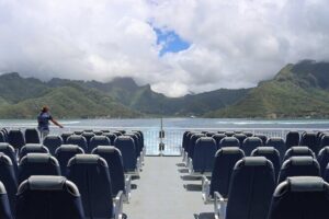 Ferry Transfer between Papeete, Tahiti and Moorea - Timing Matters on Tahiti–Moorea: The Real Schedule Beat the Screen