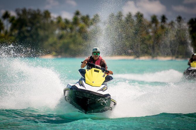 Island jet tour - Price and value: $288 for 2 hours with guides, stops, and snacks