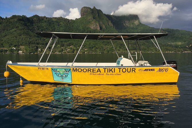 Land and Sea cultural tour to discover traditions, heritage and the lagoon - A Six-Hour Land-and-Sea Day on Moorea’s Lagoon