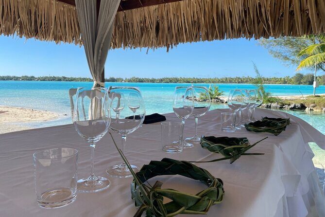 LUXURY Catamaran Bora Bora : The Sunset Escape - Drinks, snacks, and the rum-punch factor