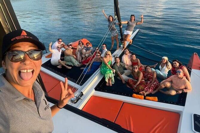 LUXURY PRIVATE Catamaran Bora Bora : The Sunset Escape - The value question: $1,406.84 per group up to 2