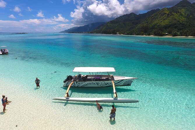 Moorea 6-Hour Snorkeling and Lunch Shared Tour - Outrigger canoe vibes: Cooks Bay/Opunohu Bay and lagoon cruising