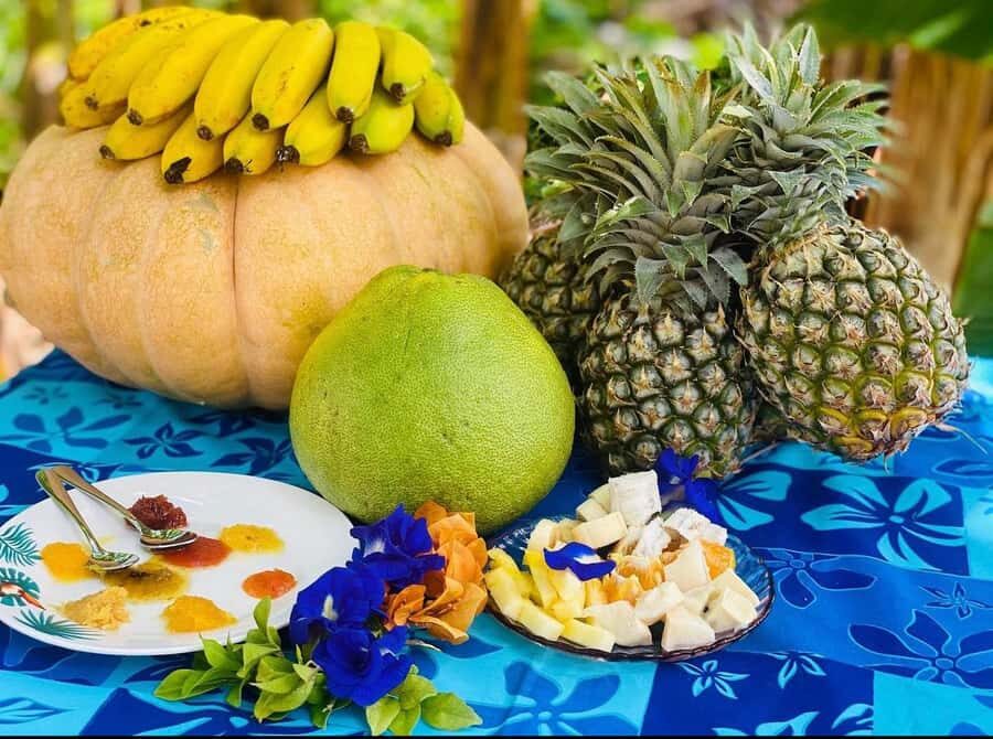Moorea Cruise Ships: 4x4, Belvedere,Magic Mountain pineaple - Why a 4x4 Moorea Tour Fits a Cruise Day So Well