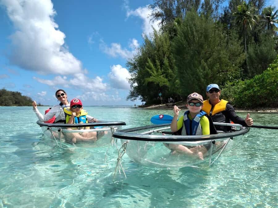 Moorea: Hauru Lagoon 3-hour Guided Kayak Tour with Snack - The calm magic of a clear-bottom kayak
