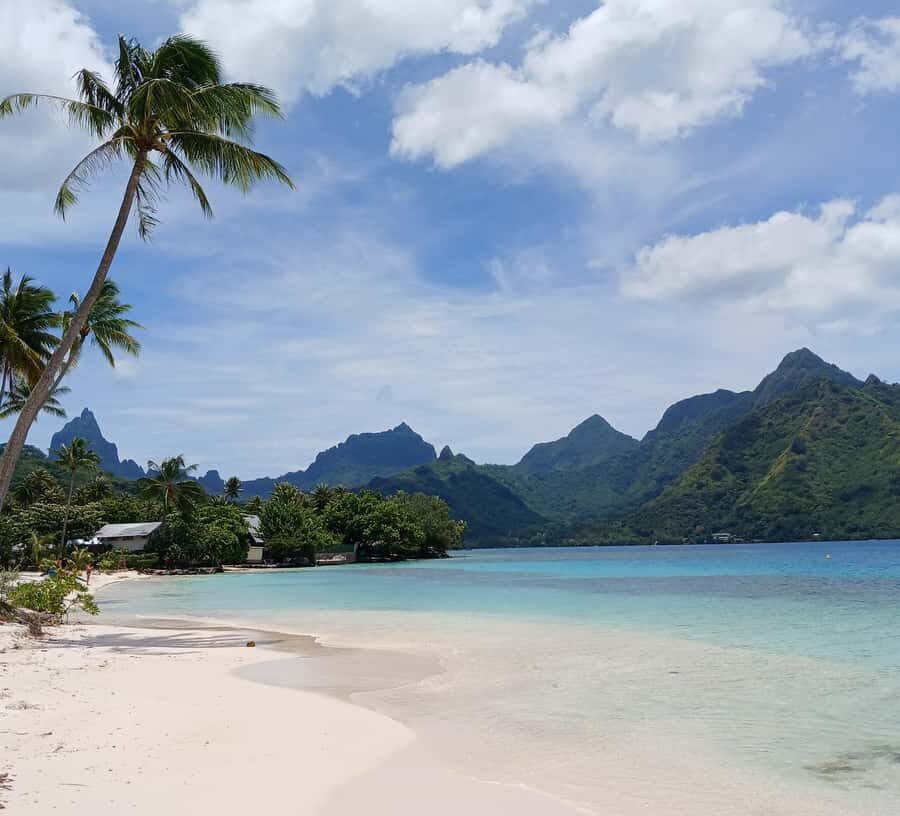 Moorea : Safari Nature and Culture Tour with local guide - Missionary influence and temples: the 1800s chapter you shouldn’t skip