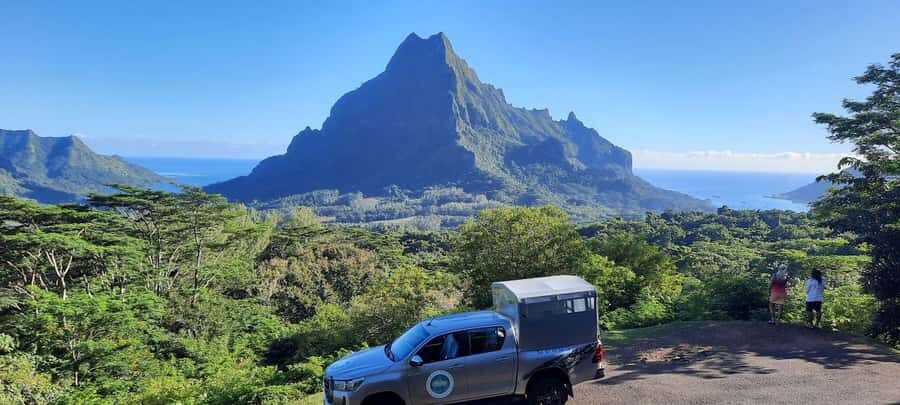 Moorea : Safari Nature and Culture Tour with local guide - Toatea lookout: where your photos start and the day sets its tone