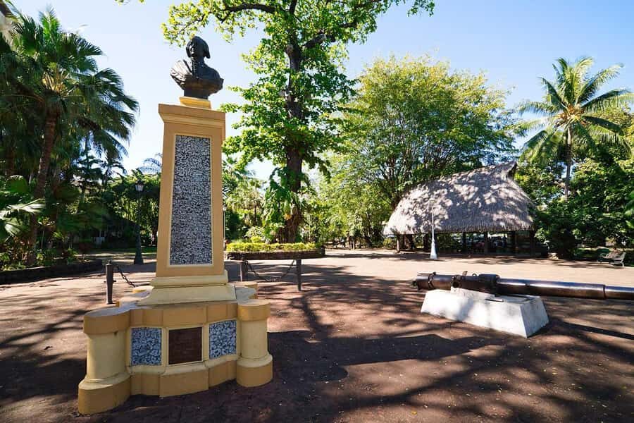 Papeete : walking tour - Getting oriented in Papeete on a 2-hour loop