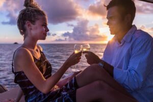Private Bora Bora Sunset Cruise - Champagne and petits-fours: what’s included and how it feels in practice
