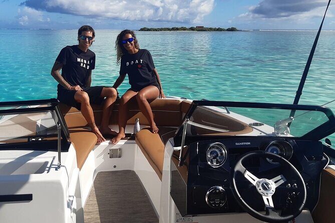 Private lagoon tour (rays, sharks, turtles) by boat in Moorea - Price and value: $976.97 per group for up to 2 people