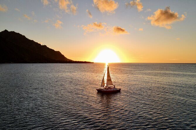 PRIVATE Sunset Cruise : Moorea Sailing on a Catamaran named Taboo - Moorea Sunset From the Waves on Taboo