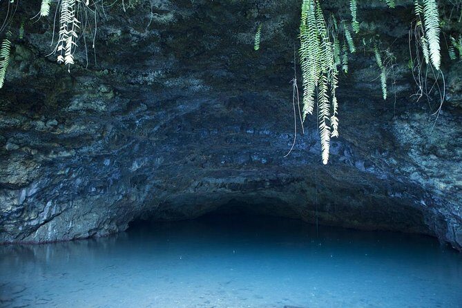 Private Tahiti Circle Island - Waterfalls, Black Sand & Views - Key highlights you can feel on this tour