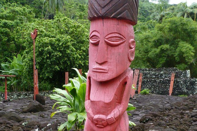 private Tahiti island discovery - Faarumai Waterfalls: a short walk to real waterfall payoff