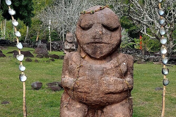 Private Tours of Tahiti by Lydia. Full or Half Day - Te Fare Iamanaha Museum: when the gardens turn quiet