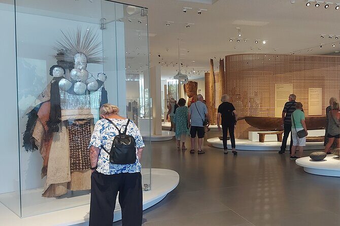 Private Tours of Tahiti by Lydia. Full or Half Day - Price and value: what $650 per group really buys you