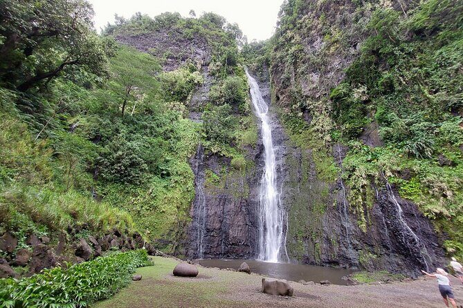 Tahiti Half Day Coastal Private Tour - Price and value: $580 per group (up to 7) from Papeete