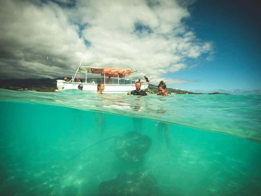 Tahiti island: 4 hours Snorkeling Tour - Guides in the water: safety that doesn’t kill the fun