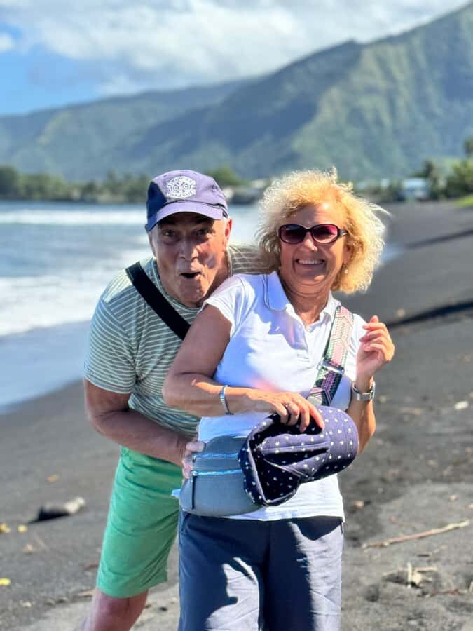 Tahiti: Unique Full Day West Coast, Combo Tour to Teahupoo - Papeete Pickup to Paea: Meeting People Where They Live