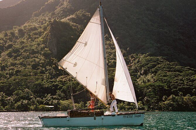 Vaapiti private sunset - Sailing Practice Before the Lagoon: What You’re Really Signing Up For