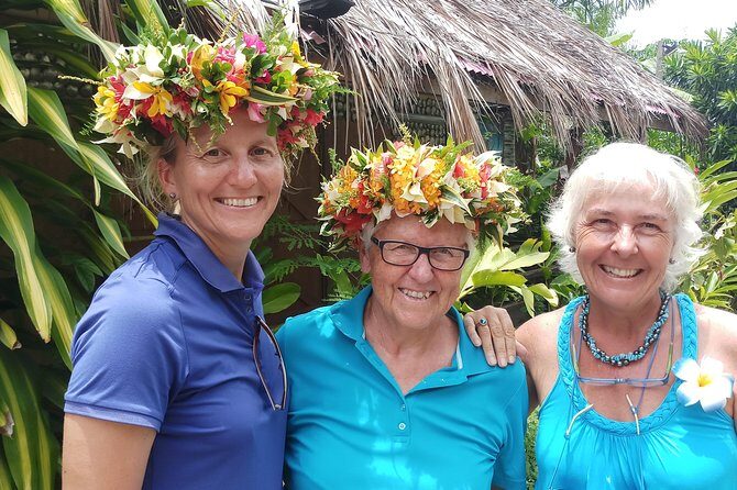 You drive, I guide you - Route du Belvédère: Moorea’s caldera view in one stop