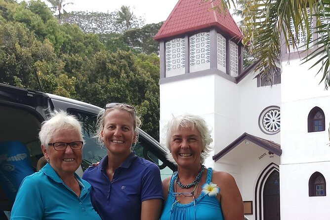 You drive, I guide you - Tiki Village Cultural Center and the Paul Gauguin connection